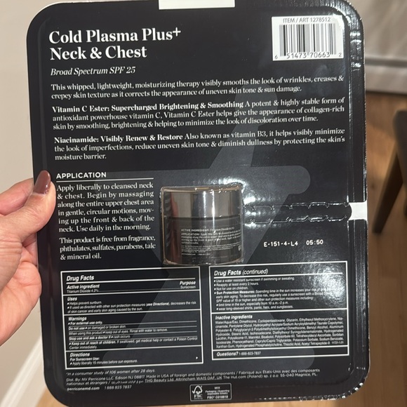 Perricone MD Cold Plasma Plus+ Neck & Chest Broad Spectrum SPF 25 - Picture 3 of 3